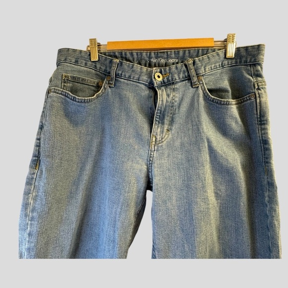 Calvin Klein Men’s Jeans 34 X 30  Blue Straight Leg - Picture 2 of 14